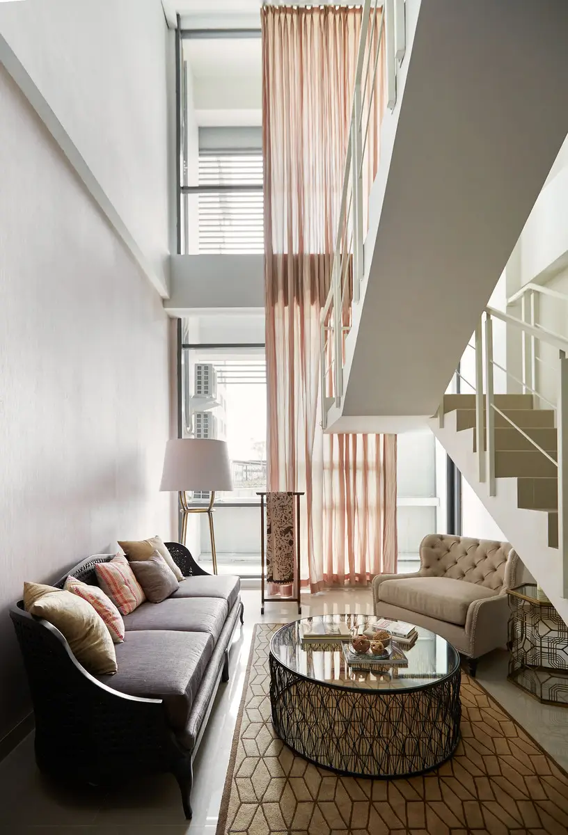 SKYSUITES SOHO Living Space