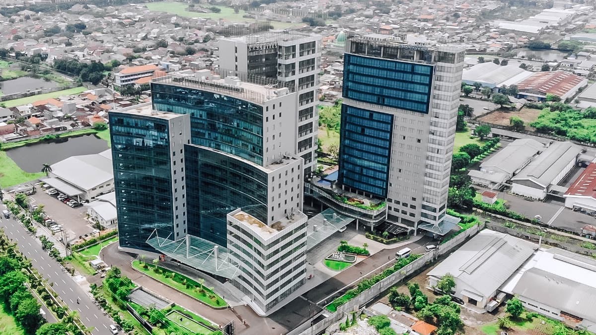 Novotel Samator Surabaya Timur Raih Juara 1 Kategori Best Public Space dalam Surabaya Tourism Awards 2025